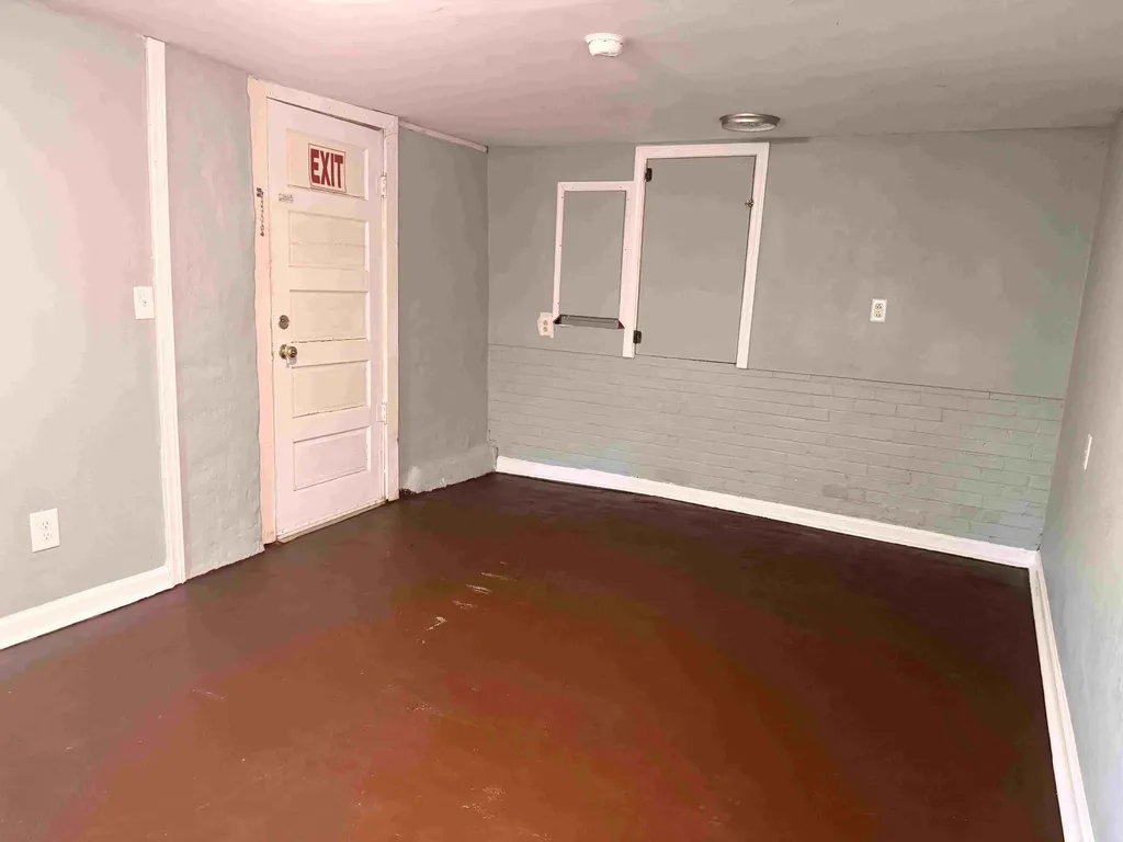 122 Bishop Street Corbin KY 40701
