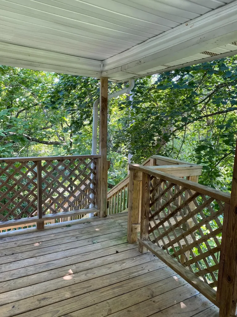 122 Bishop Street Corbin KY 40701