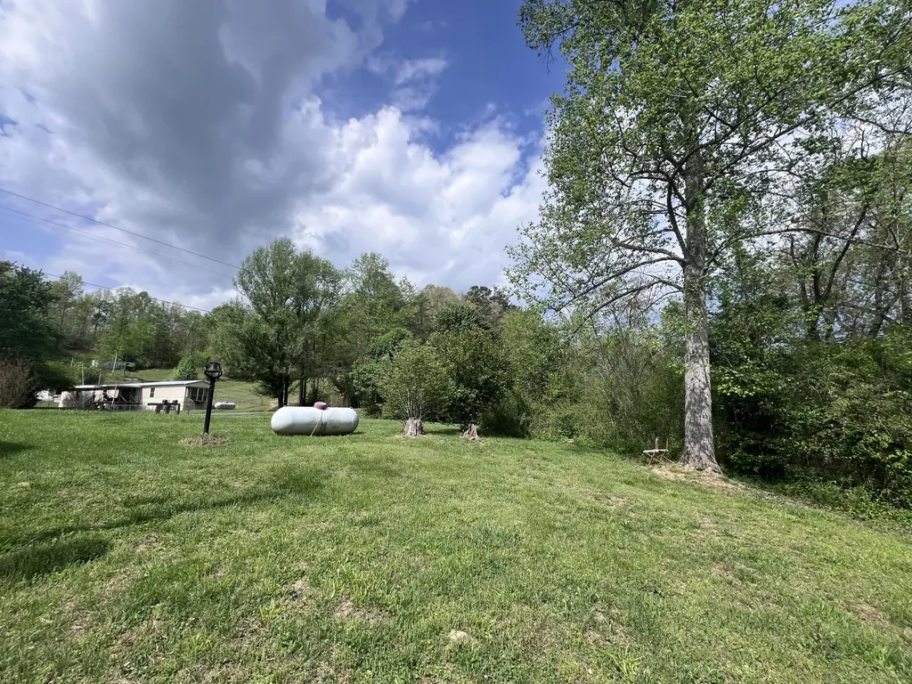 4900 E Kentucky 904 Williamsburg KY 40769