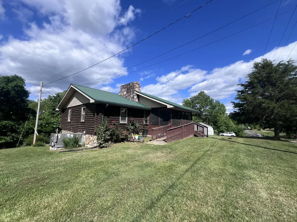 4900 E Kentucky 904 Williamsburg KY 40769