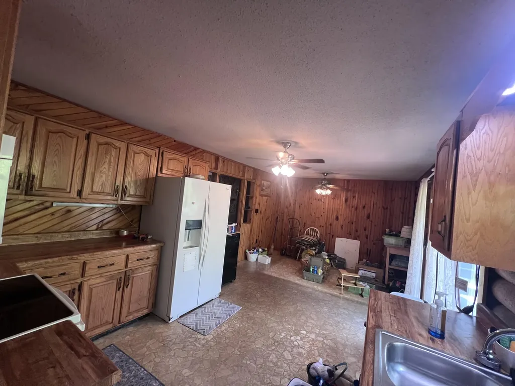 4900 E Kentucky 904 Williamsburg KY 40769