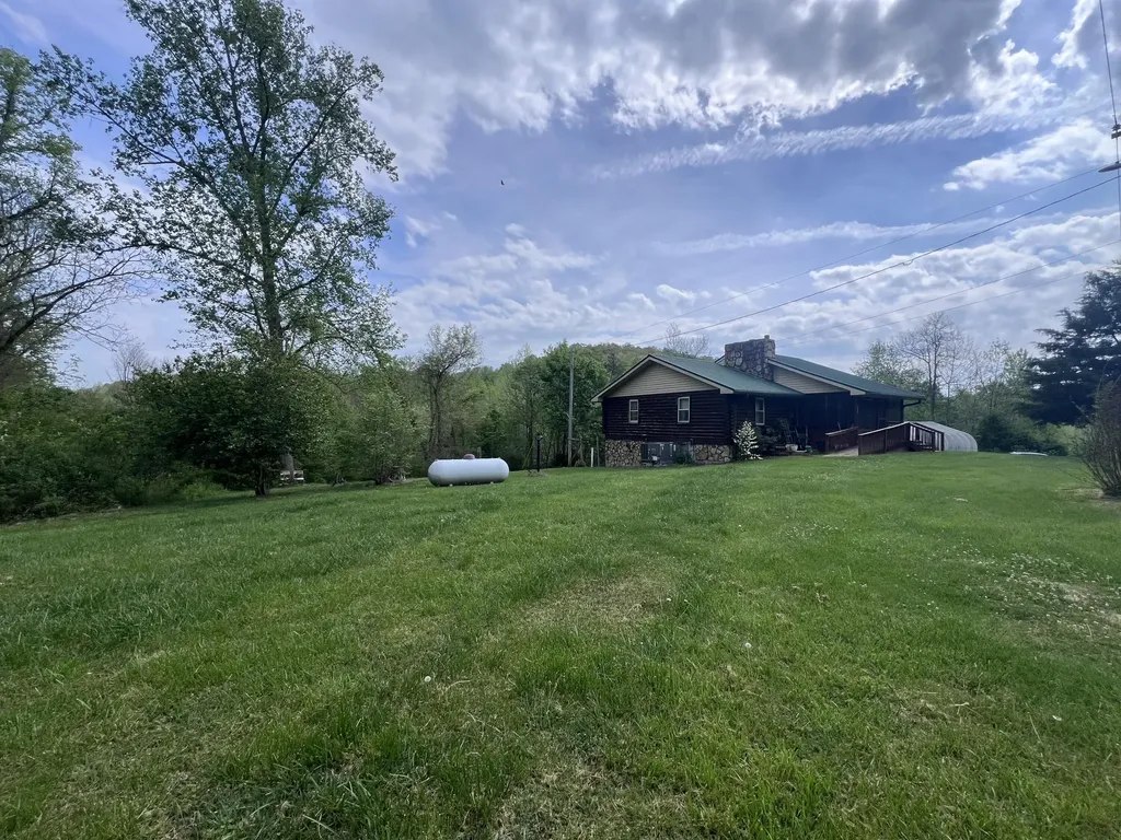 4900 E Kentucky 904 Williamsburg KY 40769