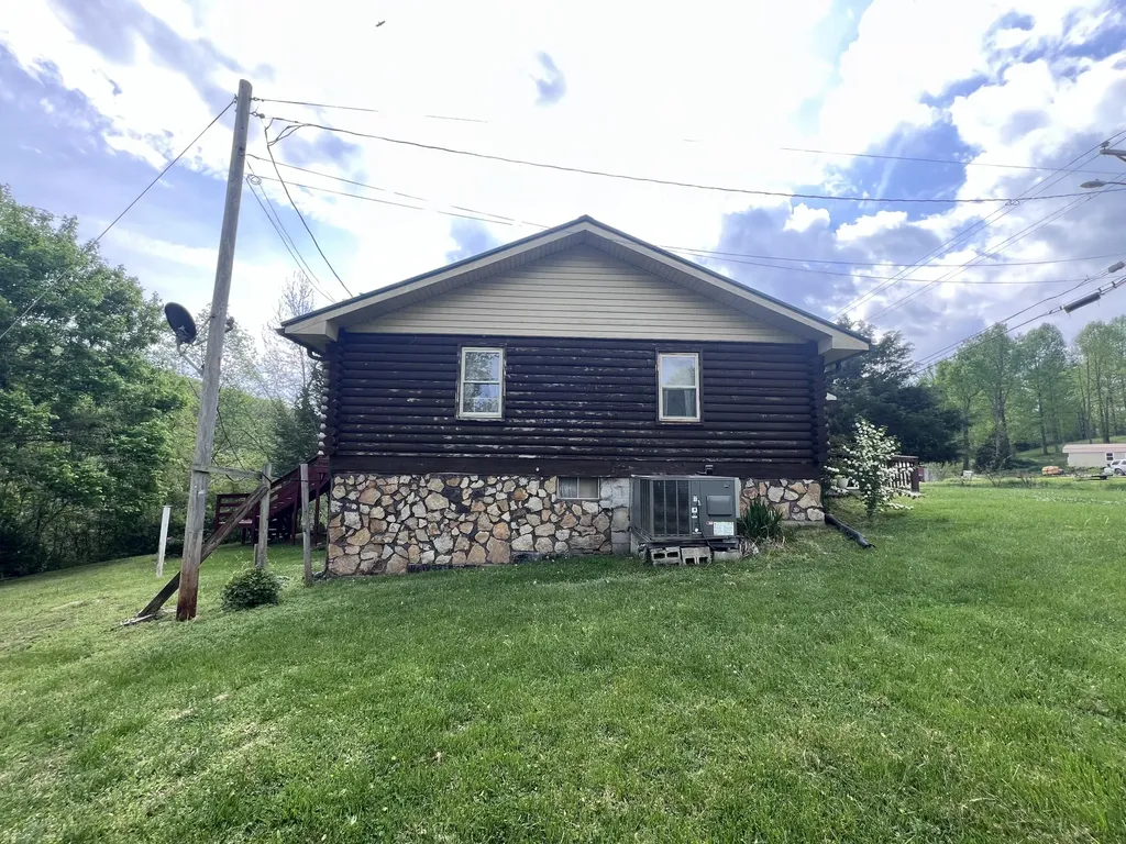 4900 E Kentucky 904 Williamsburg KY 40769