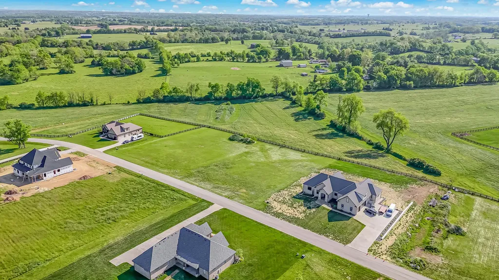 222 Ridgefield Drive Nicholasville KY 40356