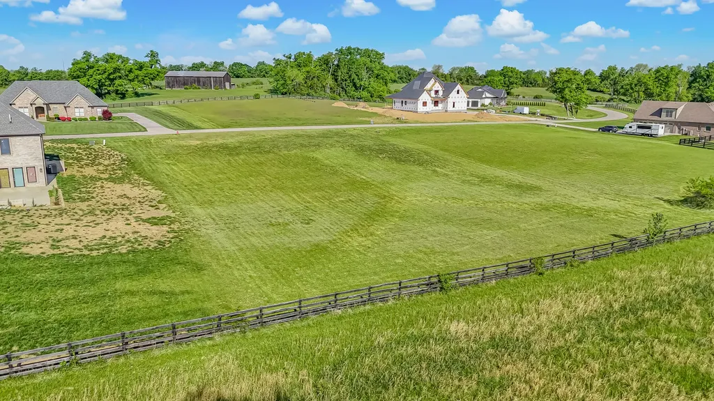 222 Ridgefield Drive Nicholasville KY 40356