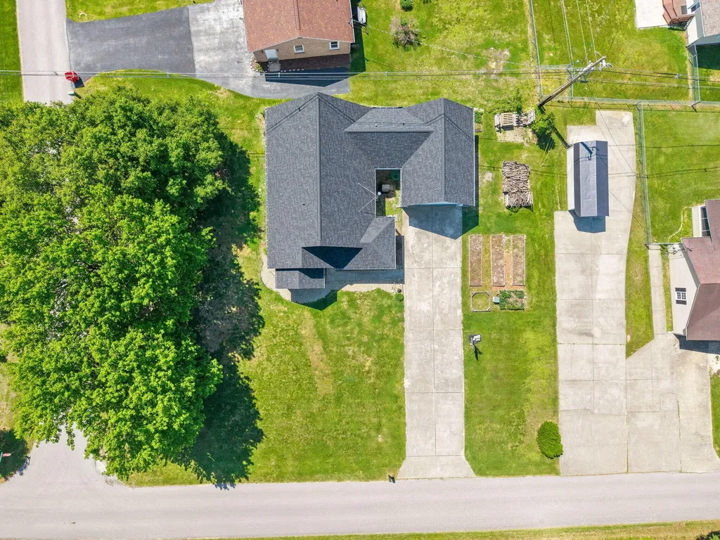 3033 Clear Springs Drive London KY 40744