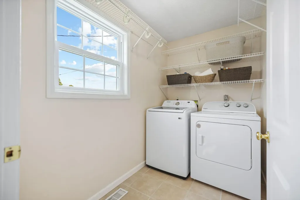 3033 Clear Springs Drive London KY 40744