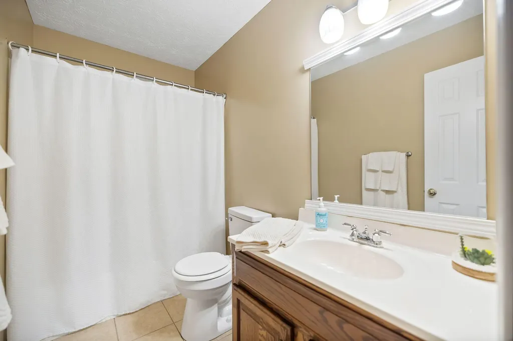 3033 Clear Springs Drive London KY 40744