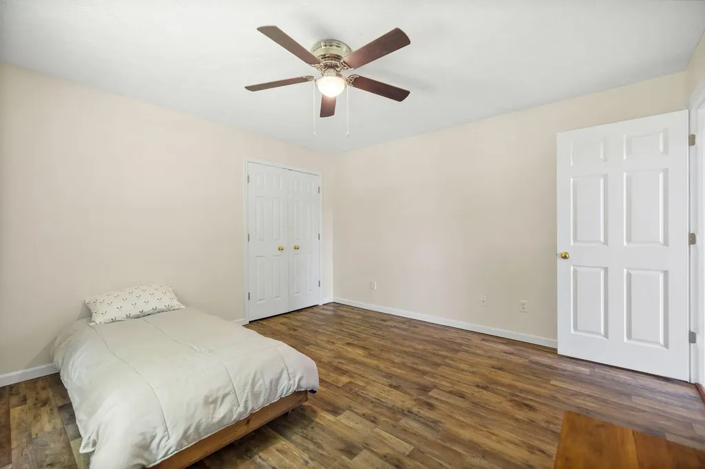 3033 Clear Springs Drive London KY 40744