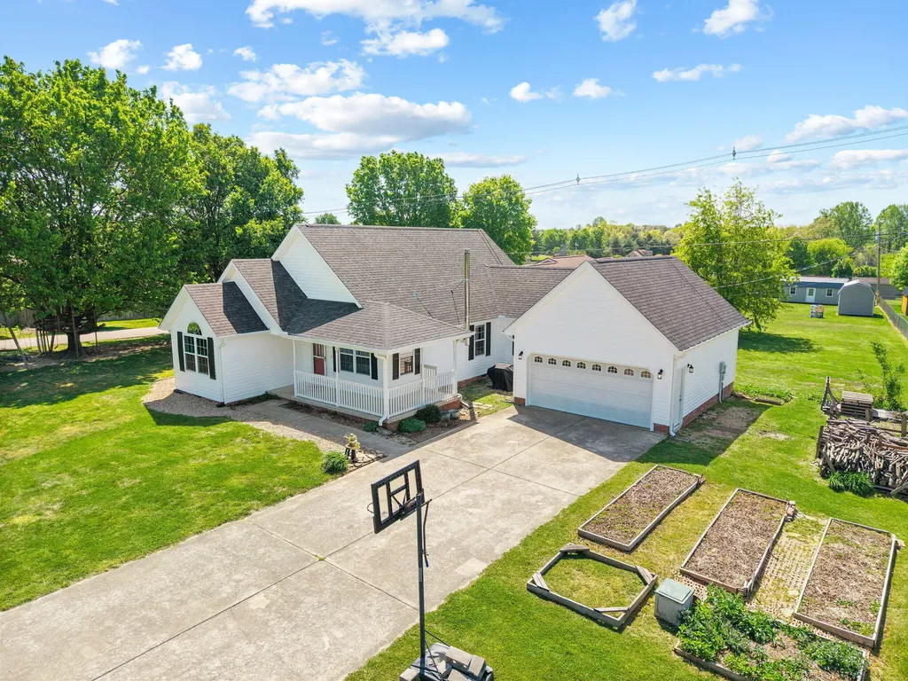 3033 Clear Springs Drive London KY 40744