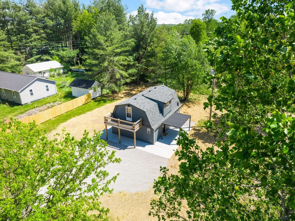 67 Seneca Road Brodhead KY 40409