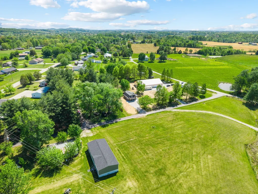 67 Seneca Road Brodhead KY 40409