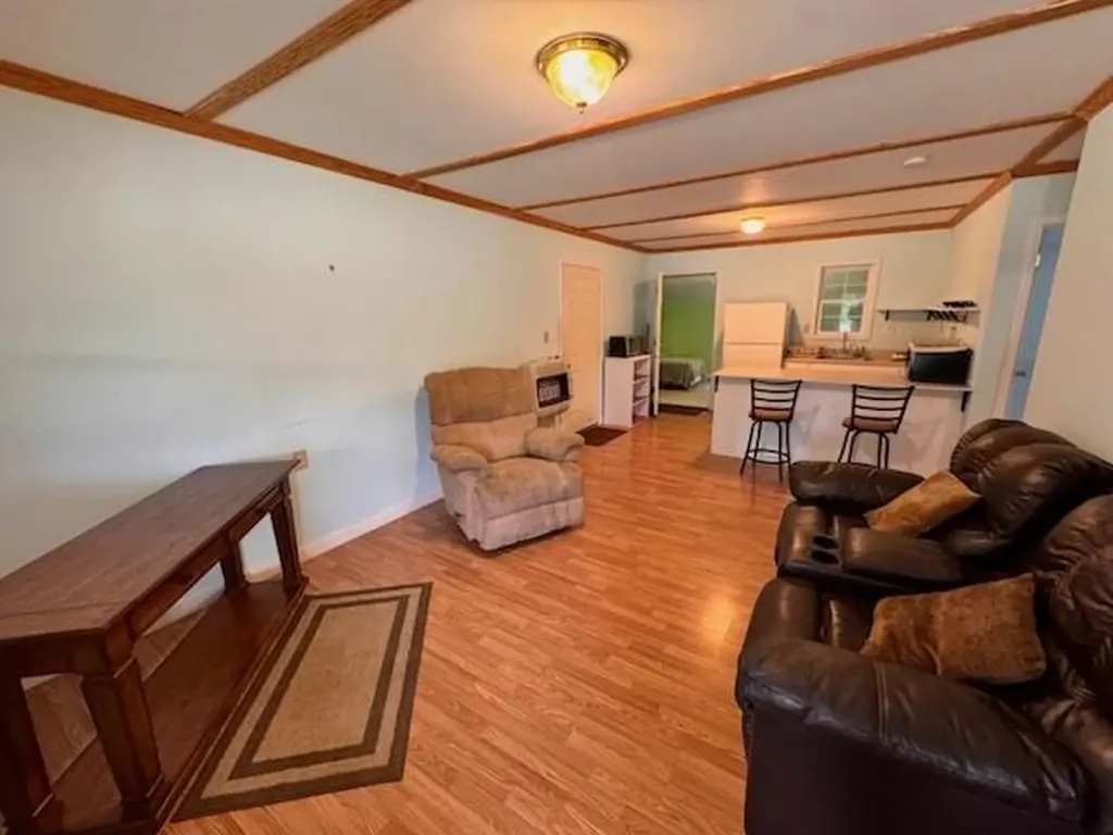2831 Williamsburg Street Whitley City KY 42653