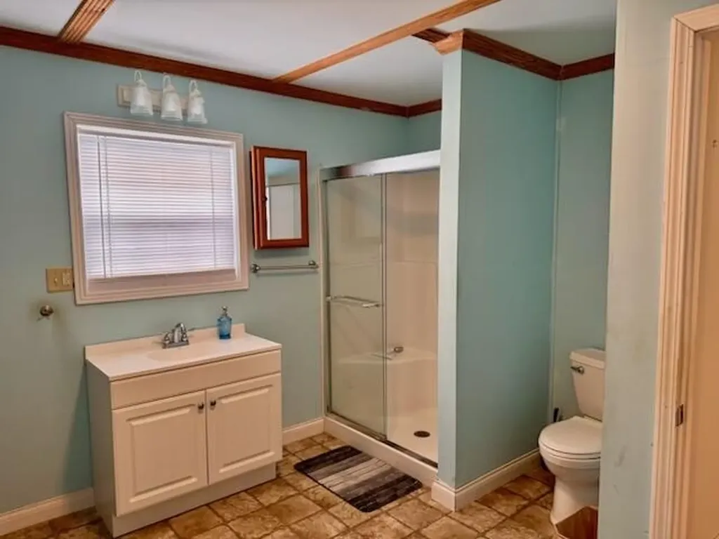 2831 Williamsburg Street Whitley City KY 42653