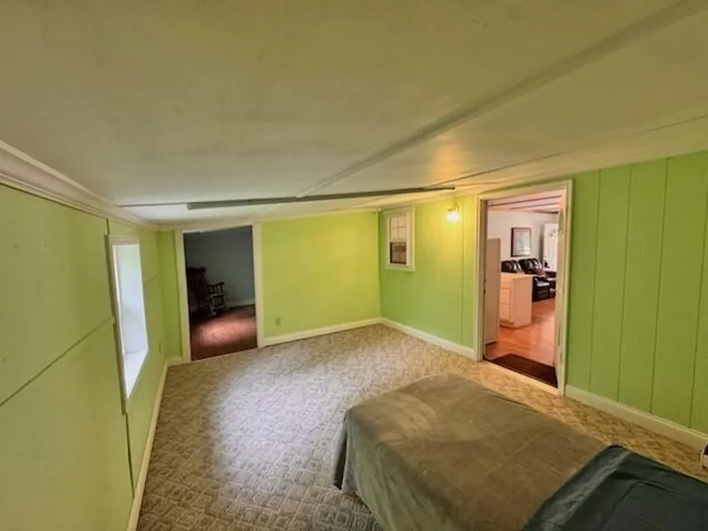 2831 Williamsburg Street Whitley City KY 42653