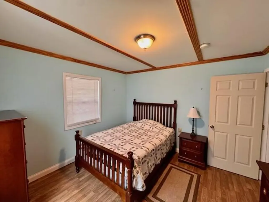 2831 Williamsburg Street Whitley City KY 42653