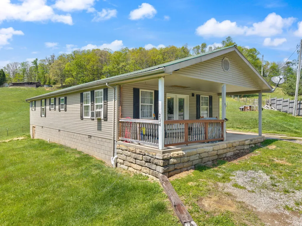 234 Grab Nickell Hill Morehead KY 40351