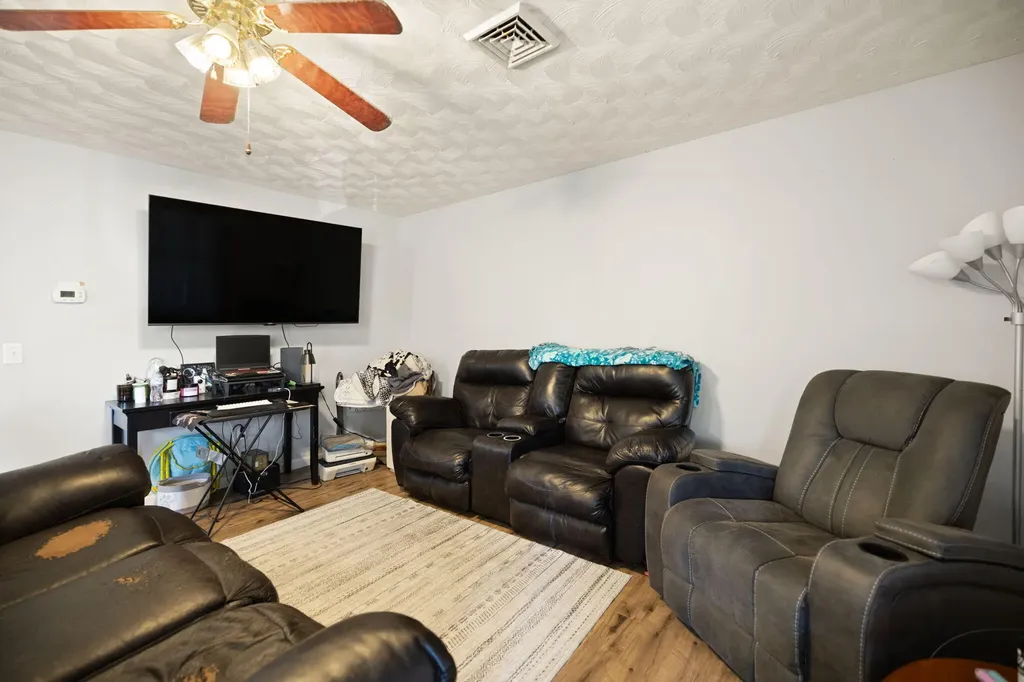234 Grab Nickell Hill Morehead KY 40351