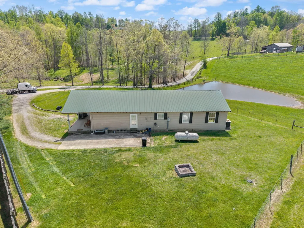 234 Grab Nickell Hill Morehead KY 40351