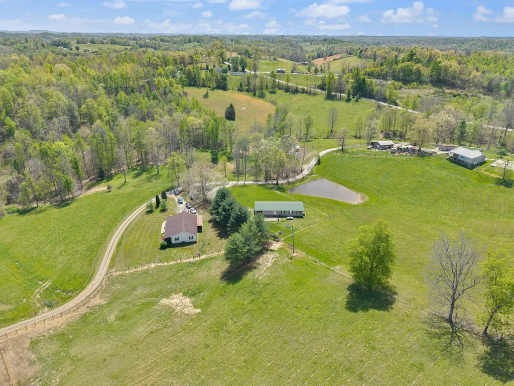 234 Grab Nickell Hill Morehead KY 40351