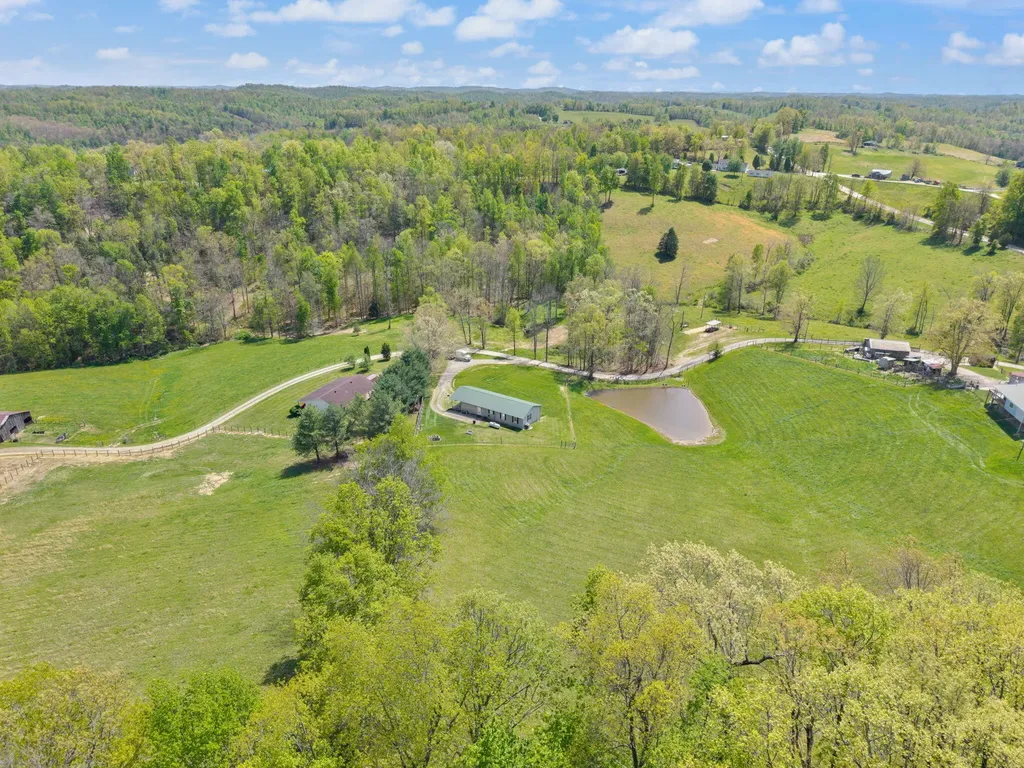 234 Grab Nickell Hill Morehead KY 40351