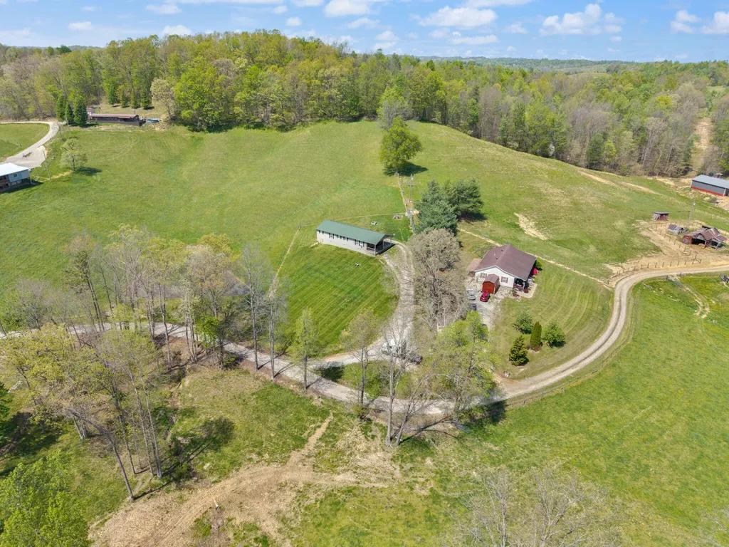234 Grab Nickell Hill Morehead KY 40351