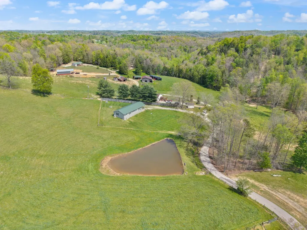 234 Grab Nickell Hill Morehead KY 40351