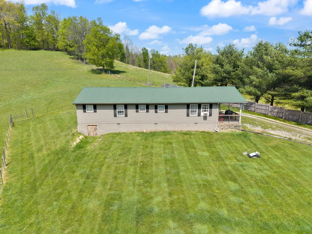 234 Grab Nickell Hill Morehead KY 40351