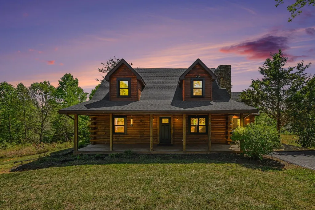 70 Twin Creek Loop Jamestown KY 42629