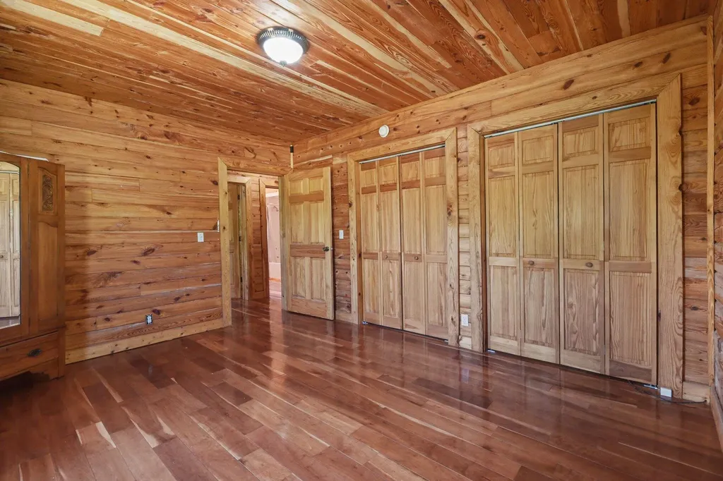 70 Twin Creek Loop Jamestown KY 42629