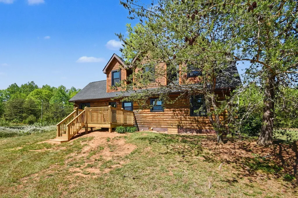 70 Twin Creek Loop Jamestown KY 42629