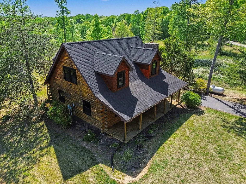 70 Twin Creek Loop Jamestown KY 42629