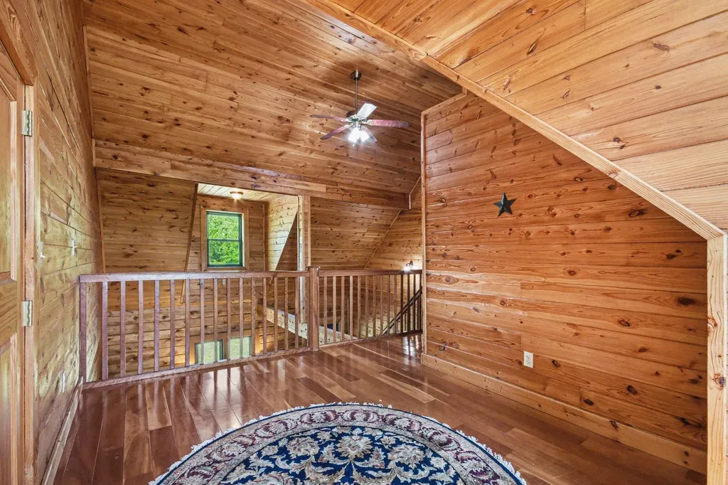 70 Twin Creek Loop Jamestown KY 42629