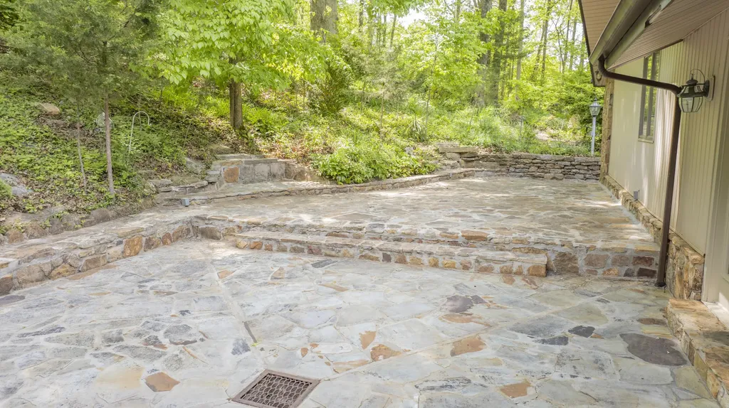 568 Castle Street Monticello KY 42633