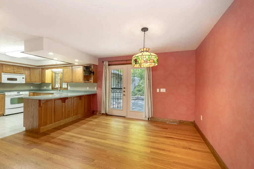 568 Castle Street Monticello KY 42633