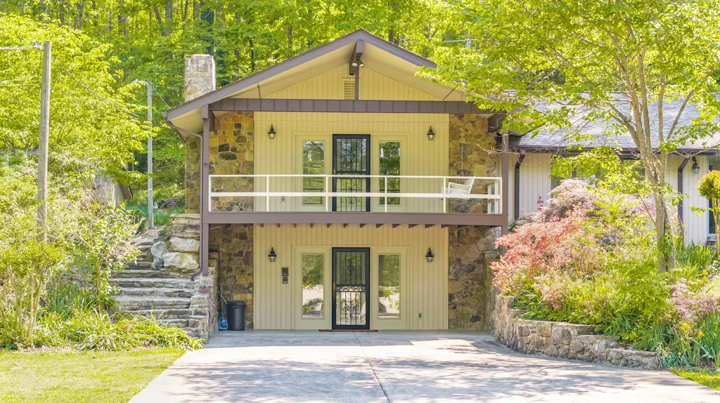 568 Castle Street Monticello KY 42633