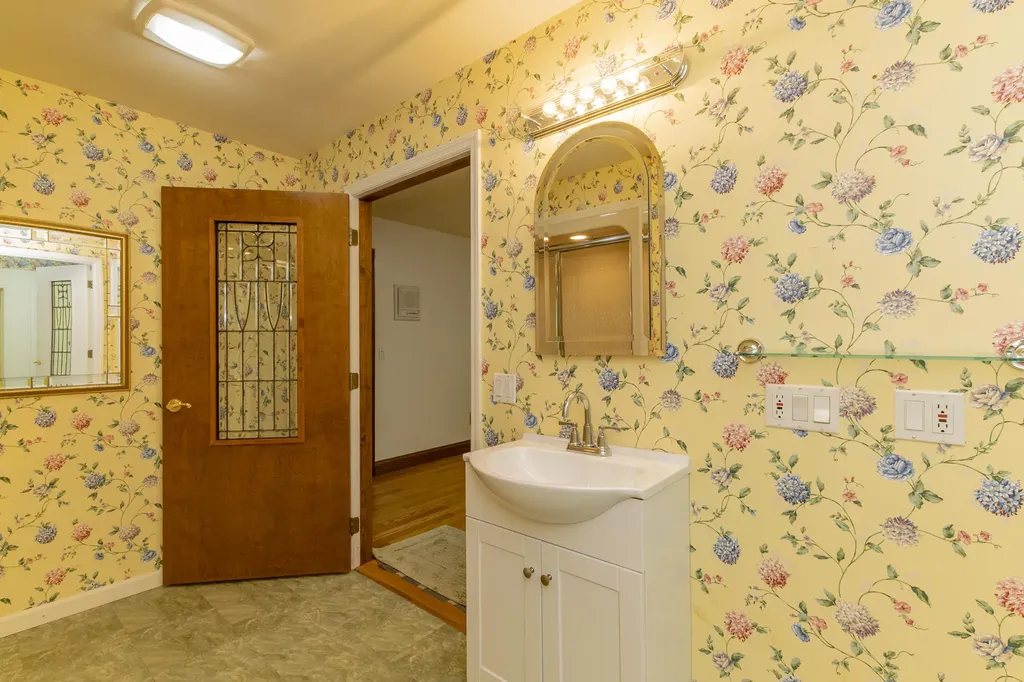 568 Castle Street Monticello KY 42633