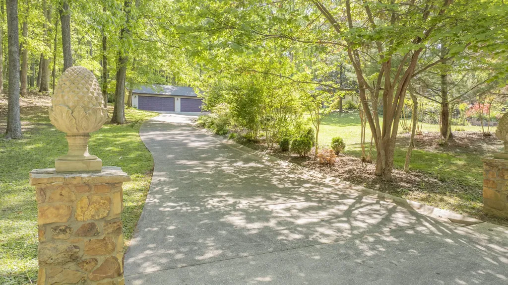 568 Castle Street Monticello KY 42633