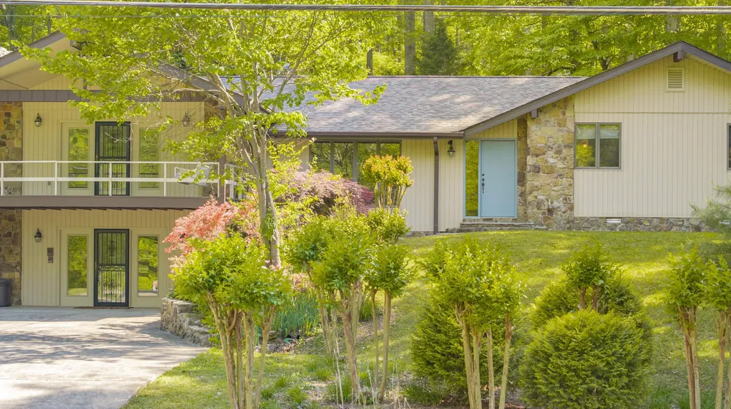 568 Castle Street Monticello KY 42633