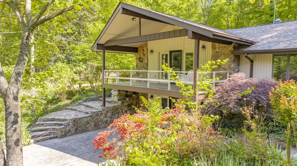 568 Castle Street Monticello KY 42633
