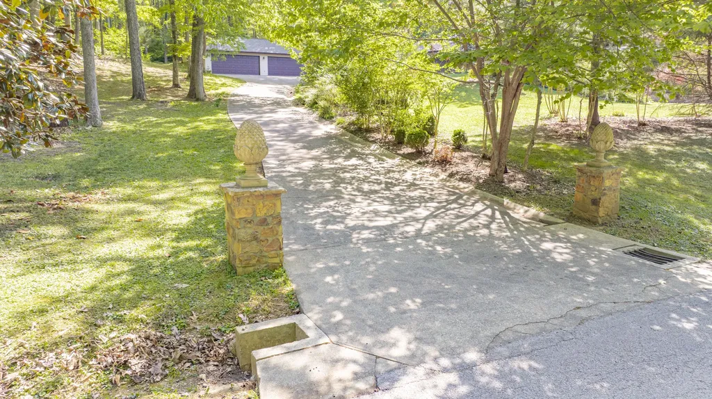 568 Castle Street Monticello KY 42633