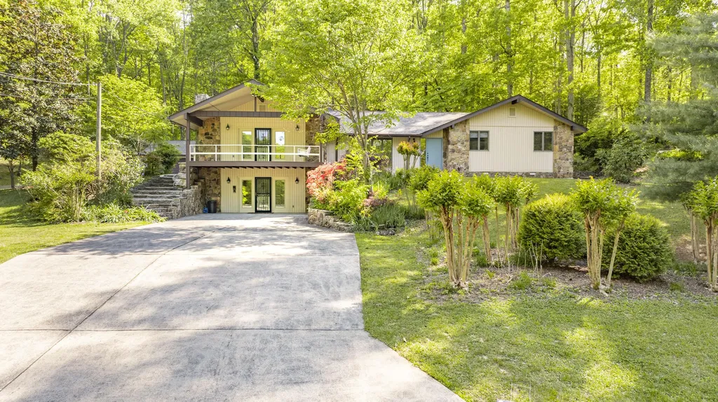 568 Castle Street Monticello KY 42633