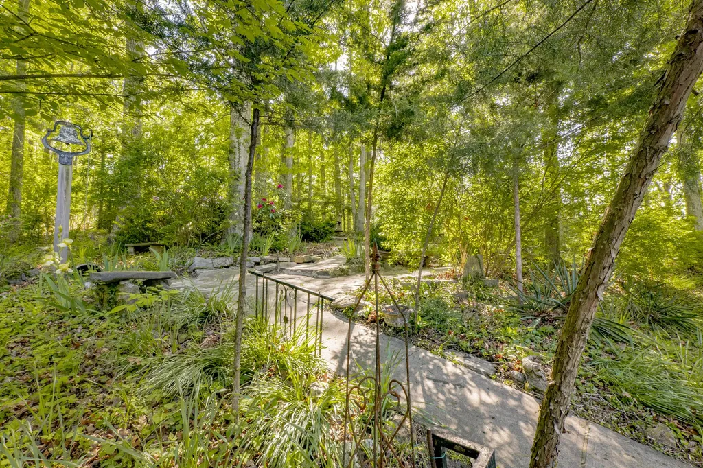 568 Castle Street Monticello KY 42633