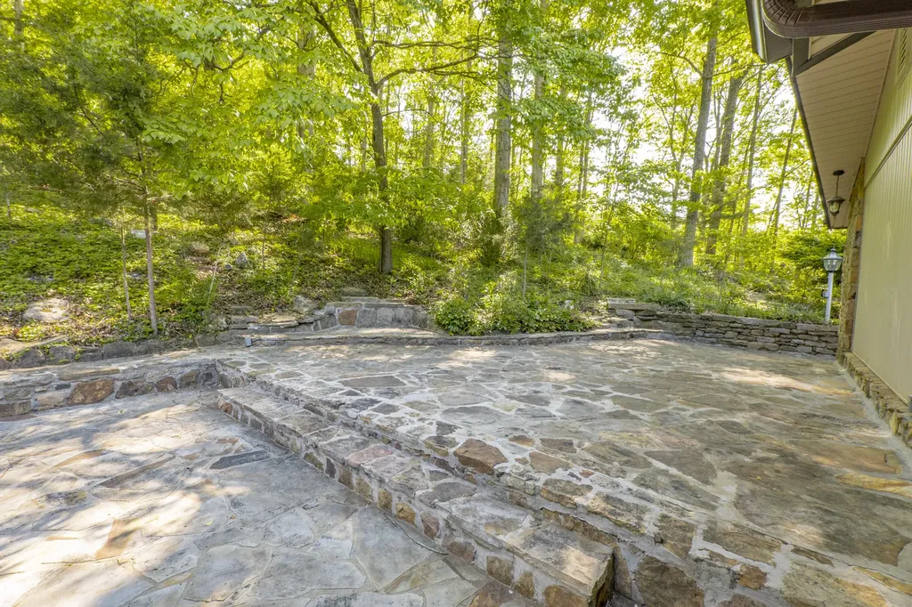 568 Castle Street Monticello KY 42633