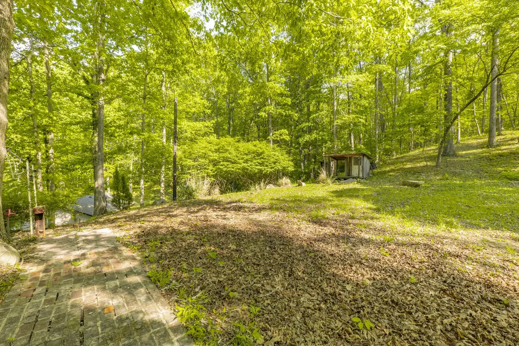 568 Castle Street Monticello KY 42633