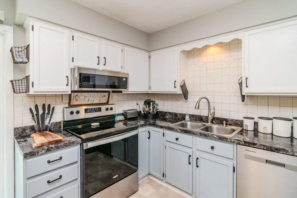 720 Terry Drive Winchester KY 40391