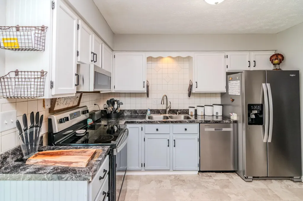 720 Terry Drive Winchester KY 40391