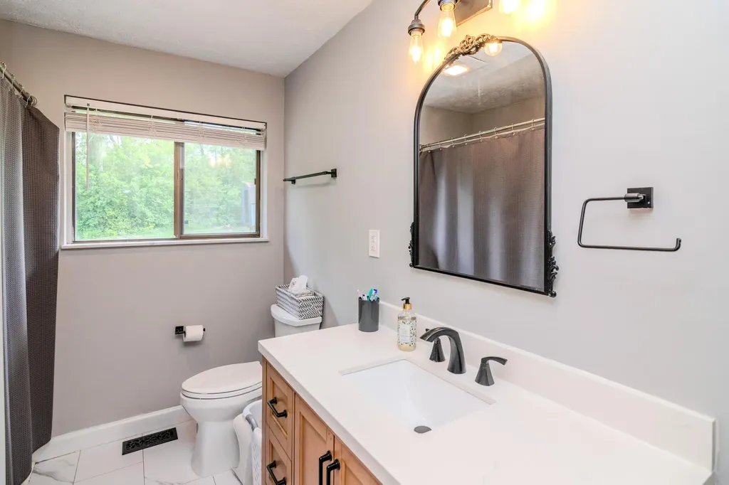 720 Terry Drive Winchester KY 40391