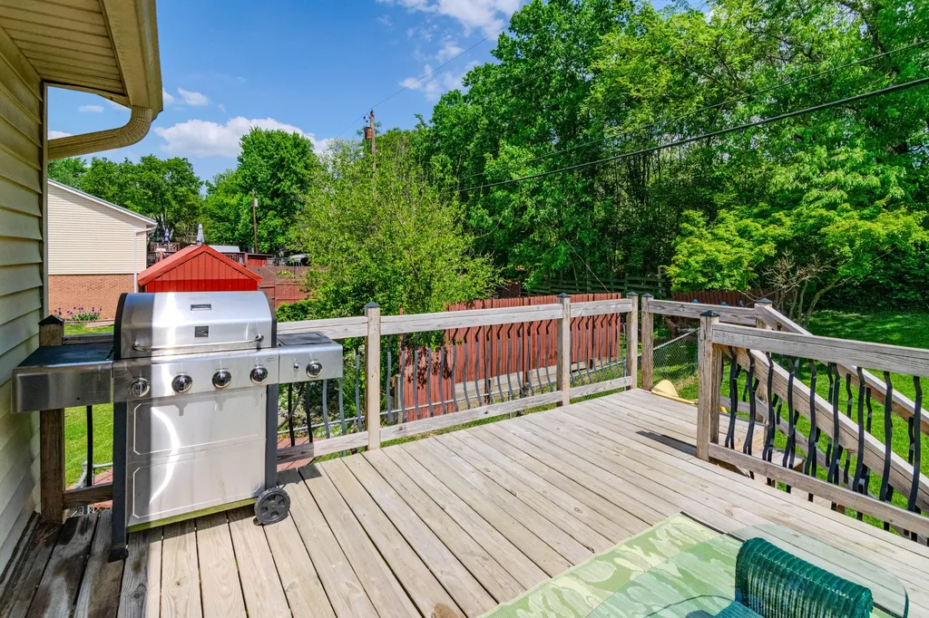 720 Terry Drive Winchester KY 40391