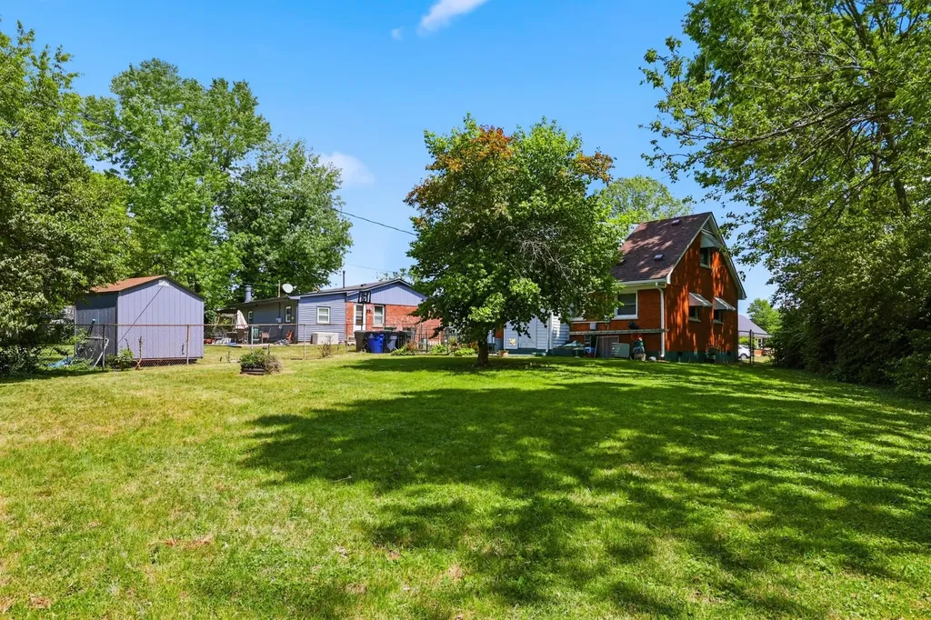 1555 Montrose Drive Lexington KY 40511